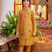 Ahren Kurta Set