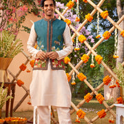 Mehtab Bandi Set