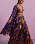 Naira Cape Set