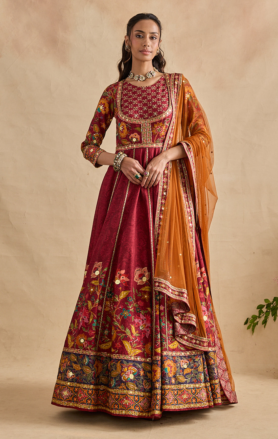 Elaya Anarkali Set – A Bold Bridal Statement