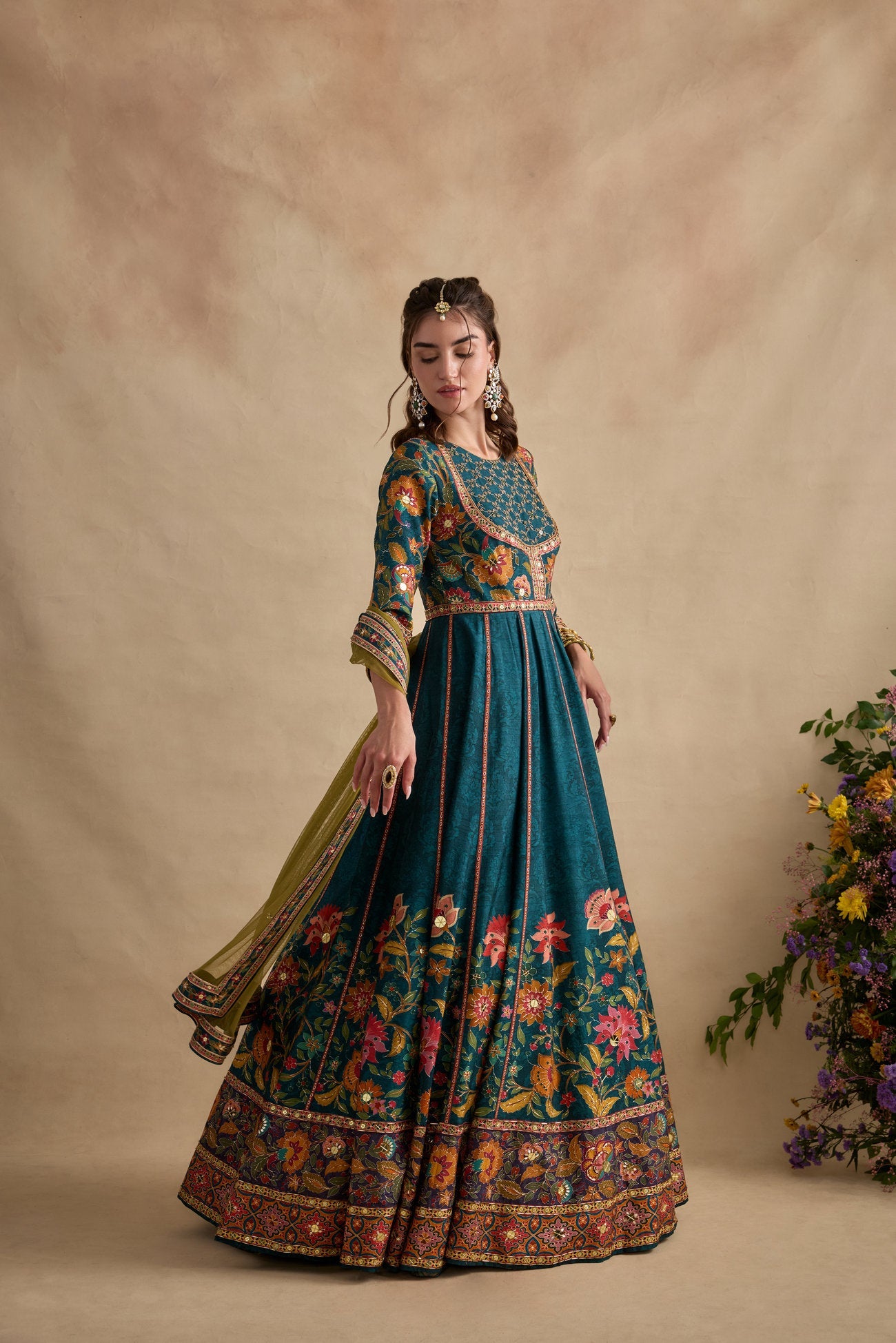 Elaya Anarkali