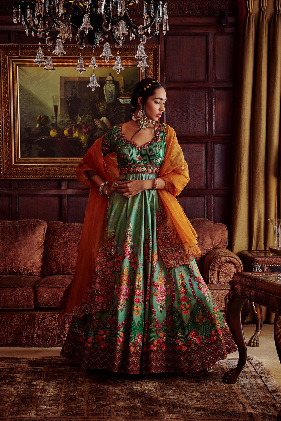 Ahanita Anarkali Set