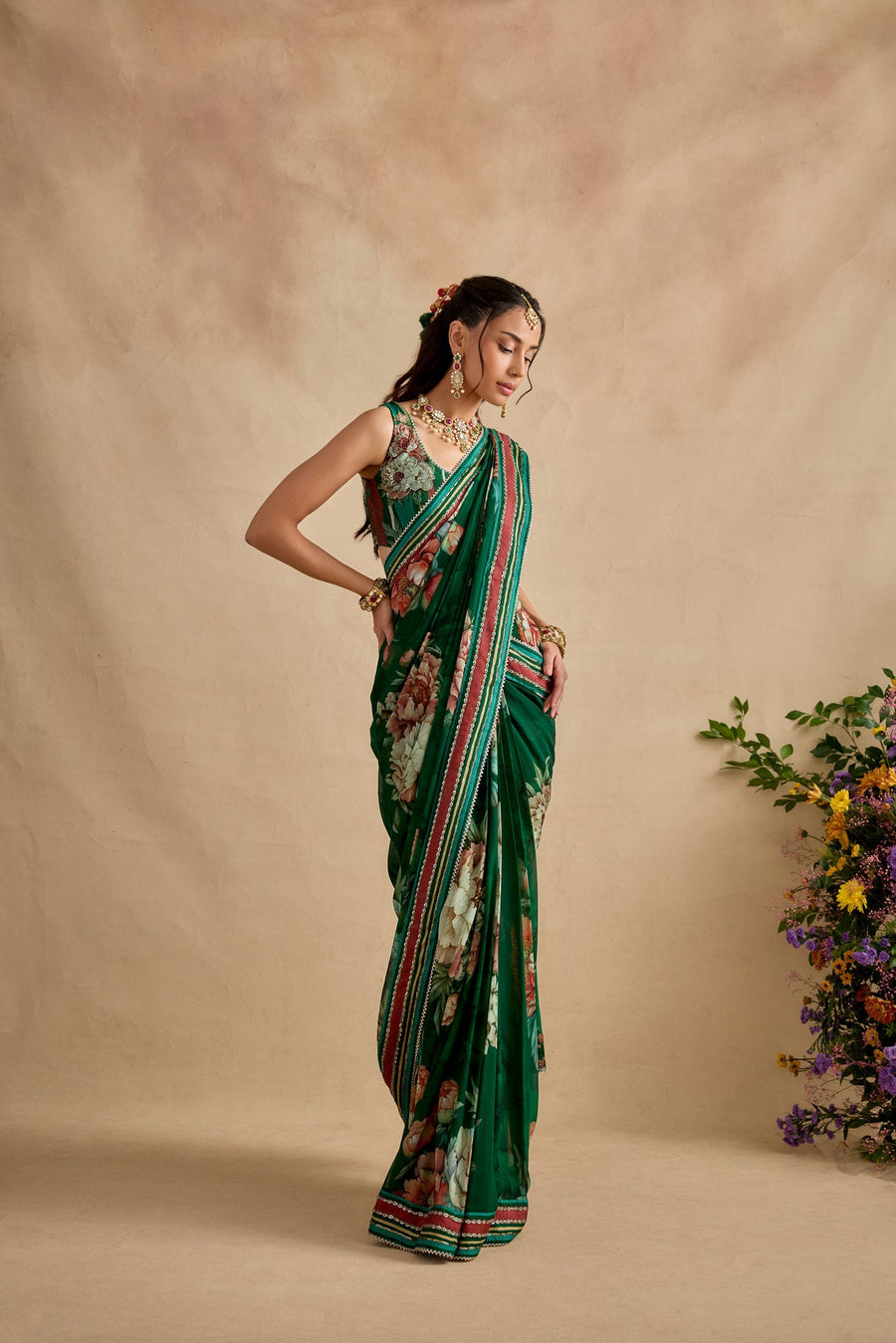 Aashna Saree