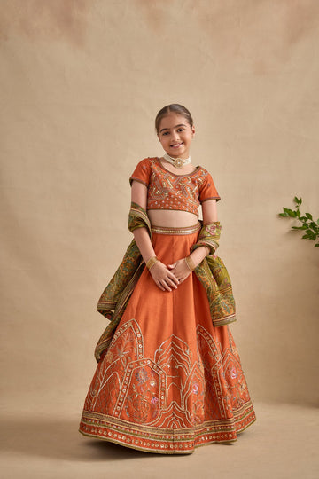 Yamika Cape/Sharara Set