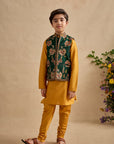 Ravik Bandi Set