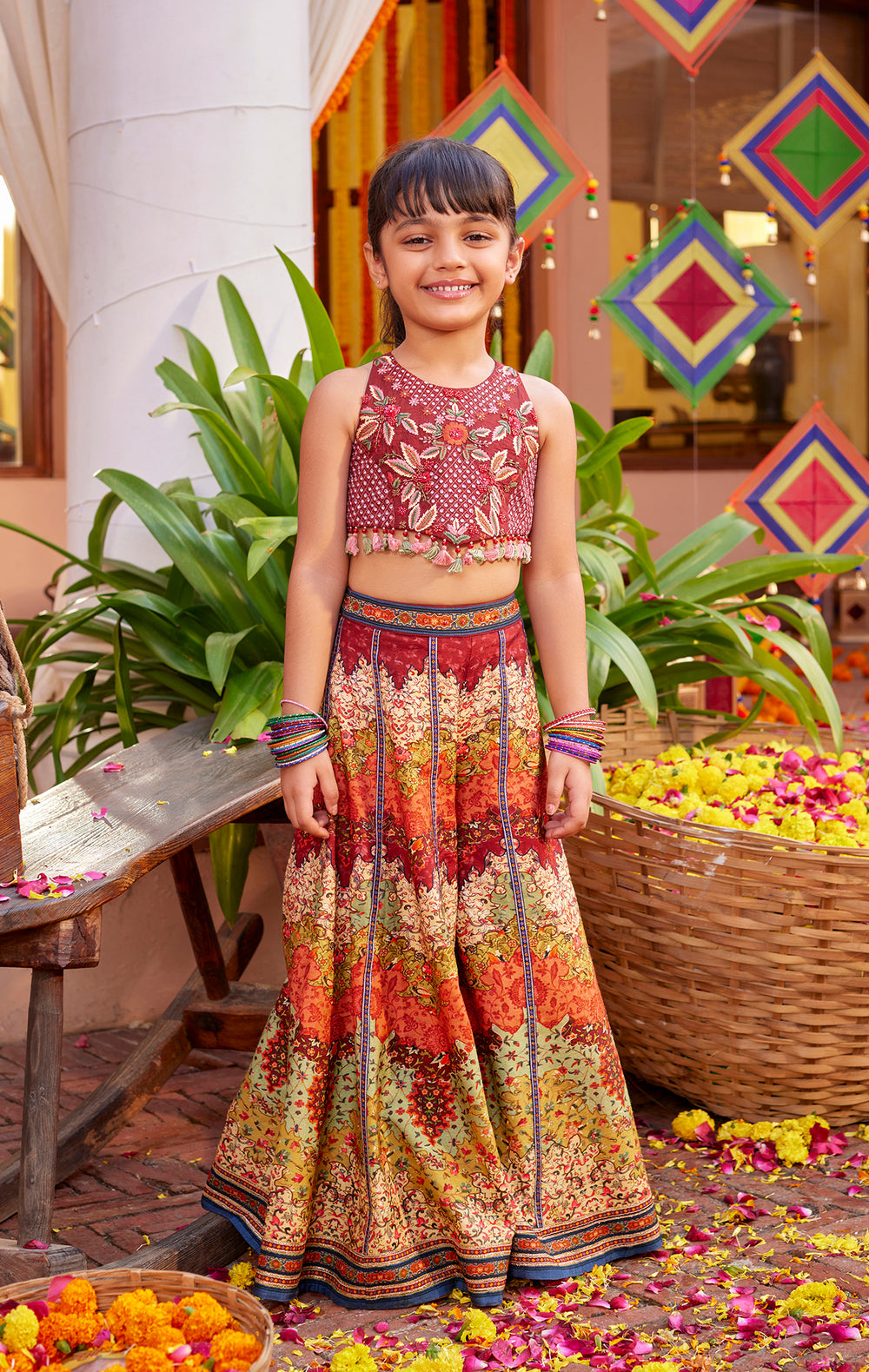 Mehvish Sharara Set