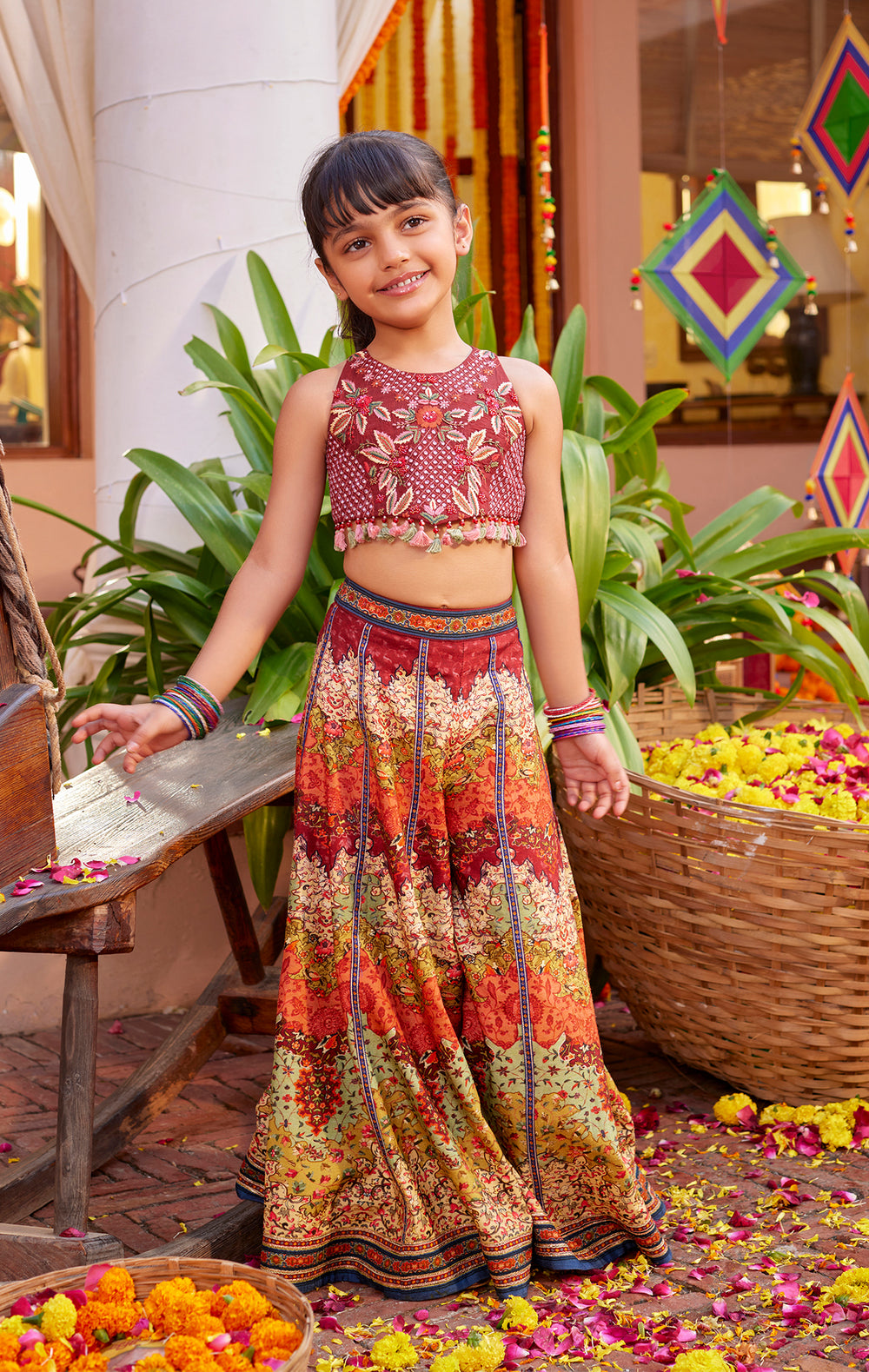 Mehvish Sharara Set
