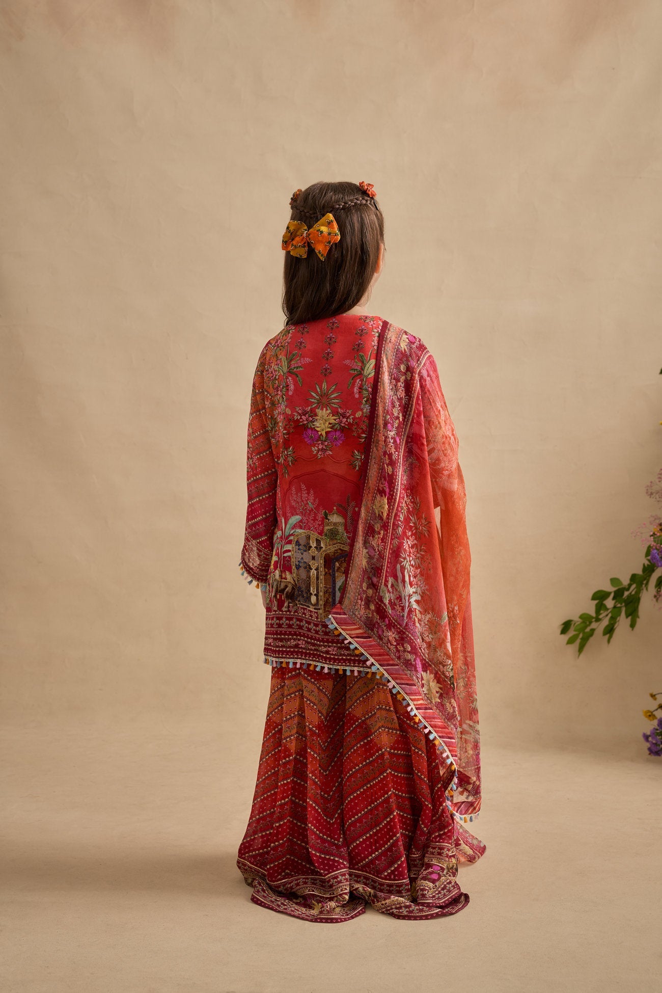 Falak Gharara Set