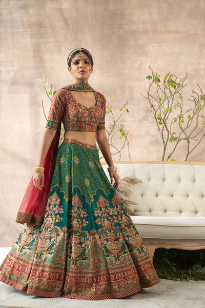 Mumtaz Lehenga Set