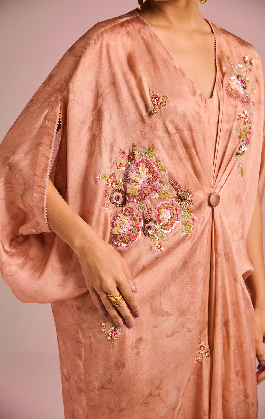 Bella Kaftan