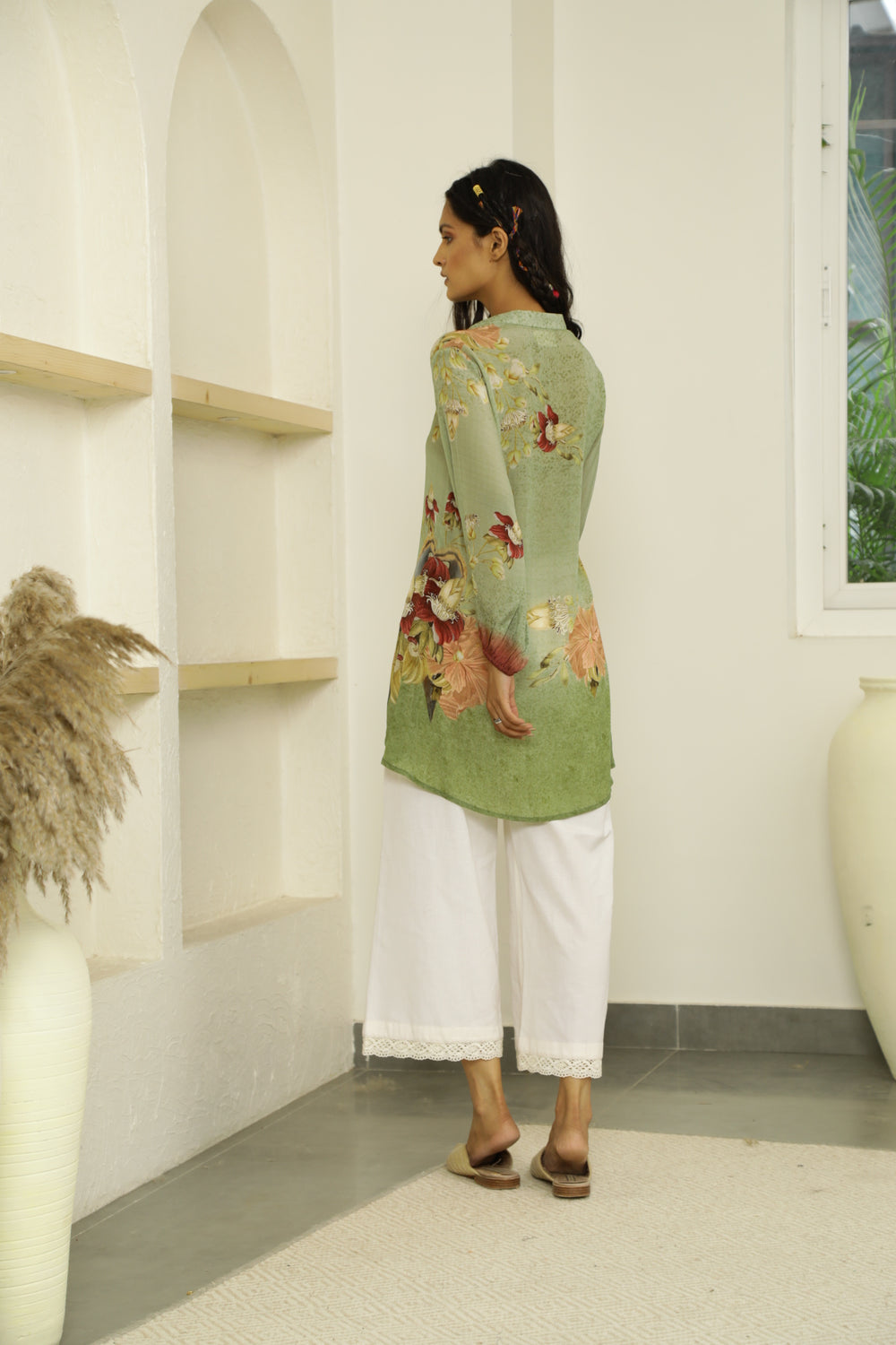 Cynthia Tunic