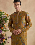 Adhyan Kurta Set