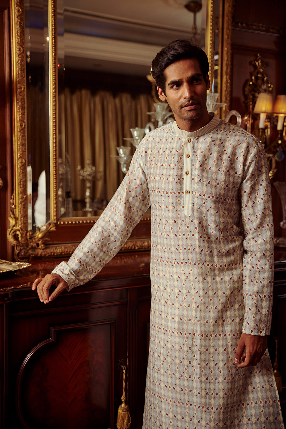 Ezhil Kurta Set