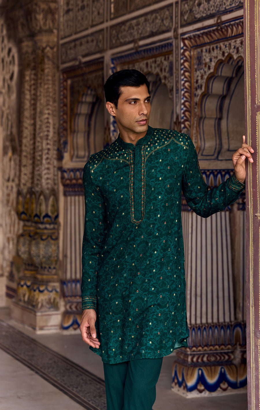 Aryan Kurta Set