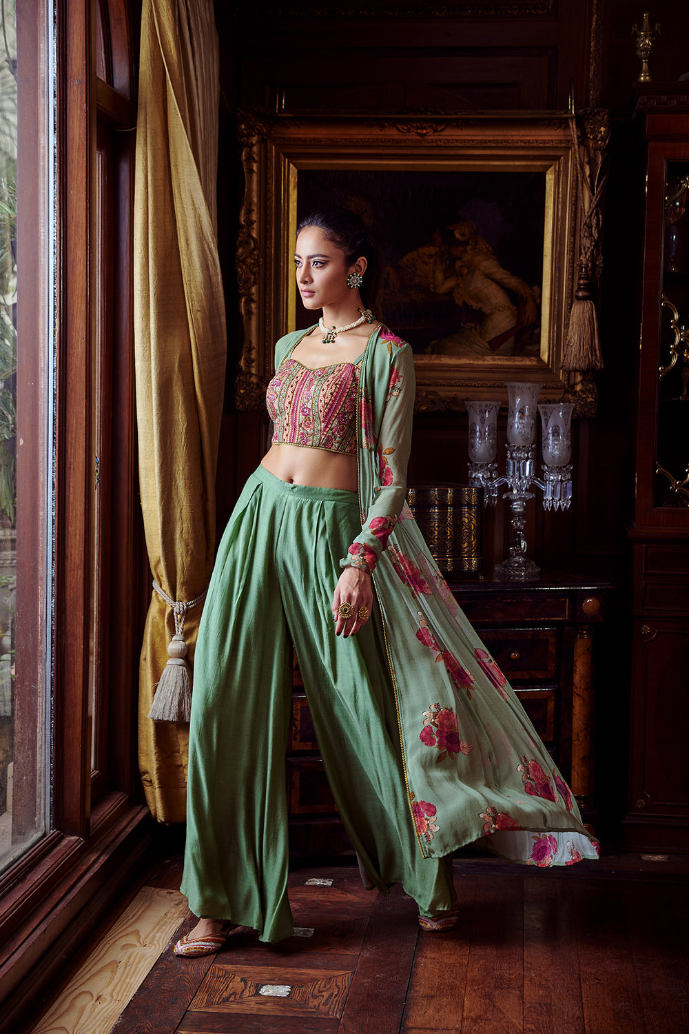 Mihira Cape With Bustier & Palazzo Pants
