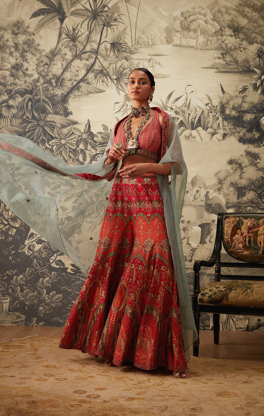 Arohi Sharara Set
