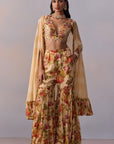 Naira Cape Set