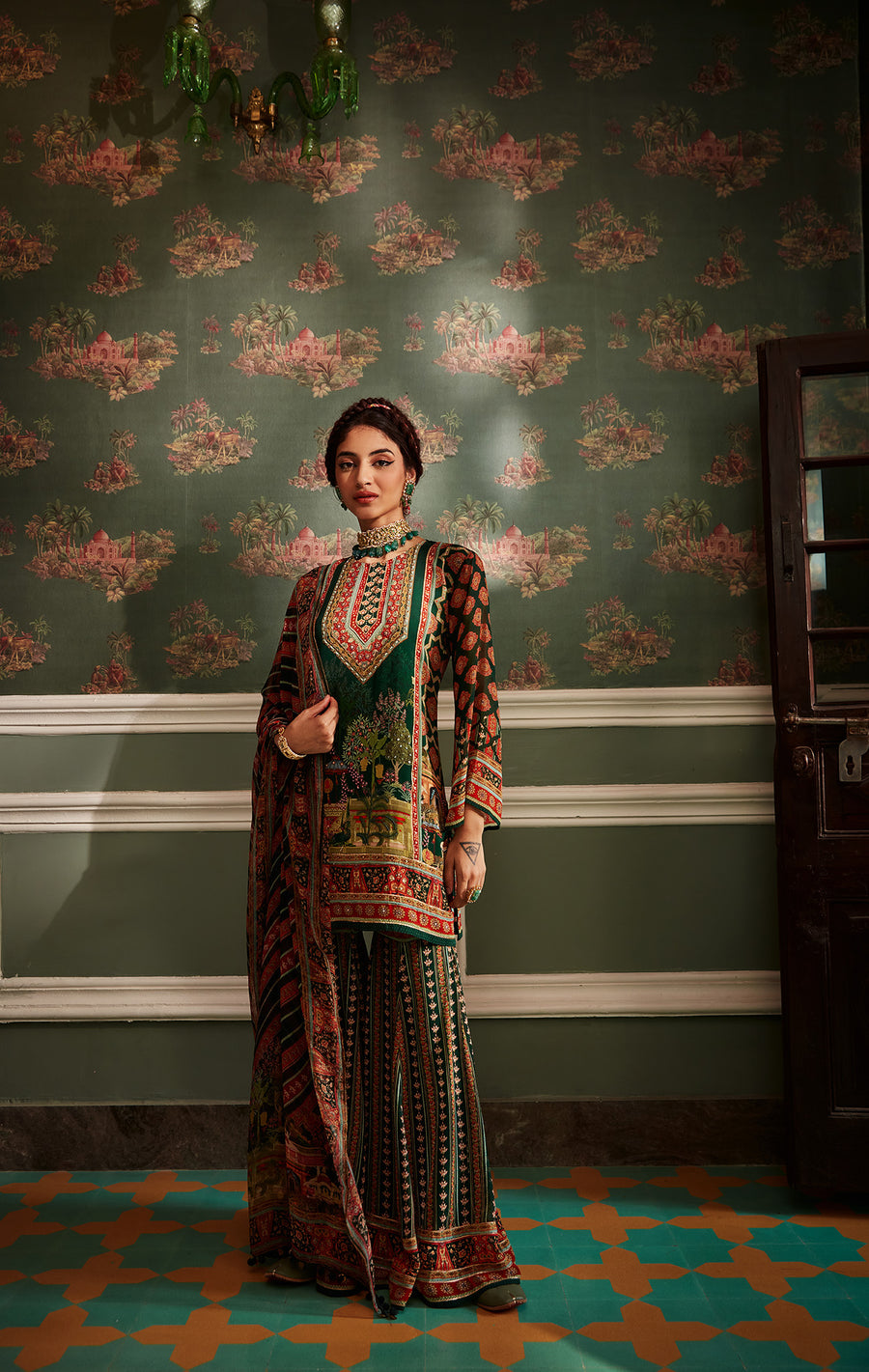 Siah Gharara Set