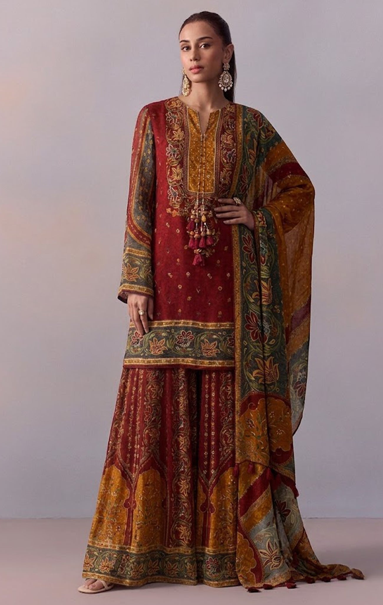 Raviya Sharara Set