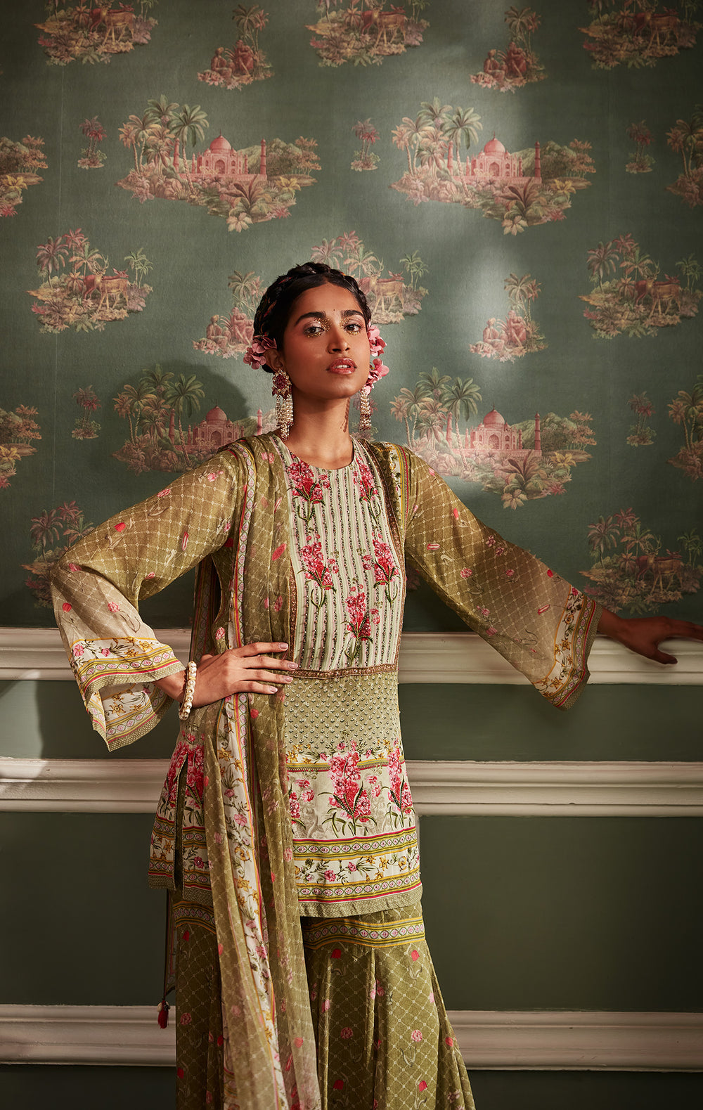 Ivah Gharara Set